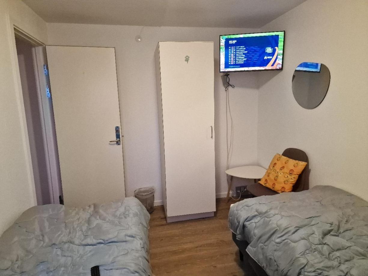 Ostello Unnuisarfik Iglo Nuuk Esterno foto